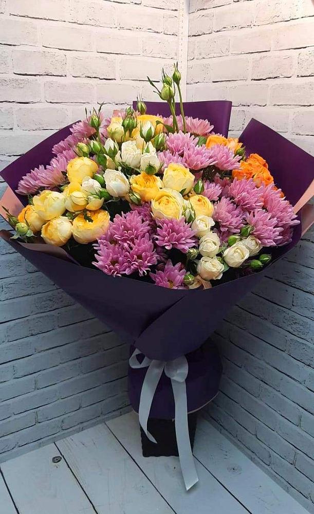 Букет цветов из: Хризантемы и Розы в Котласе