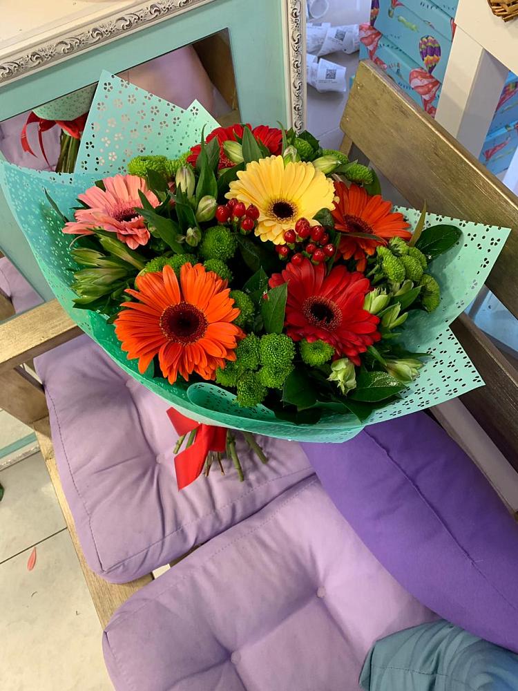 Букет цветов из: Герберы, Хризантемы и Альстромерии в Котласе