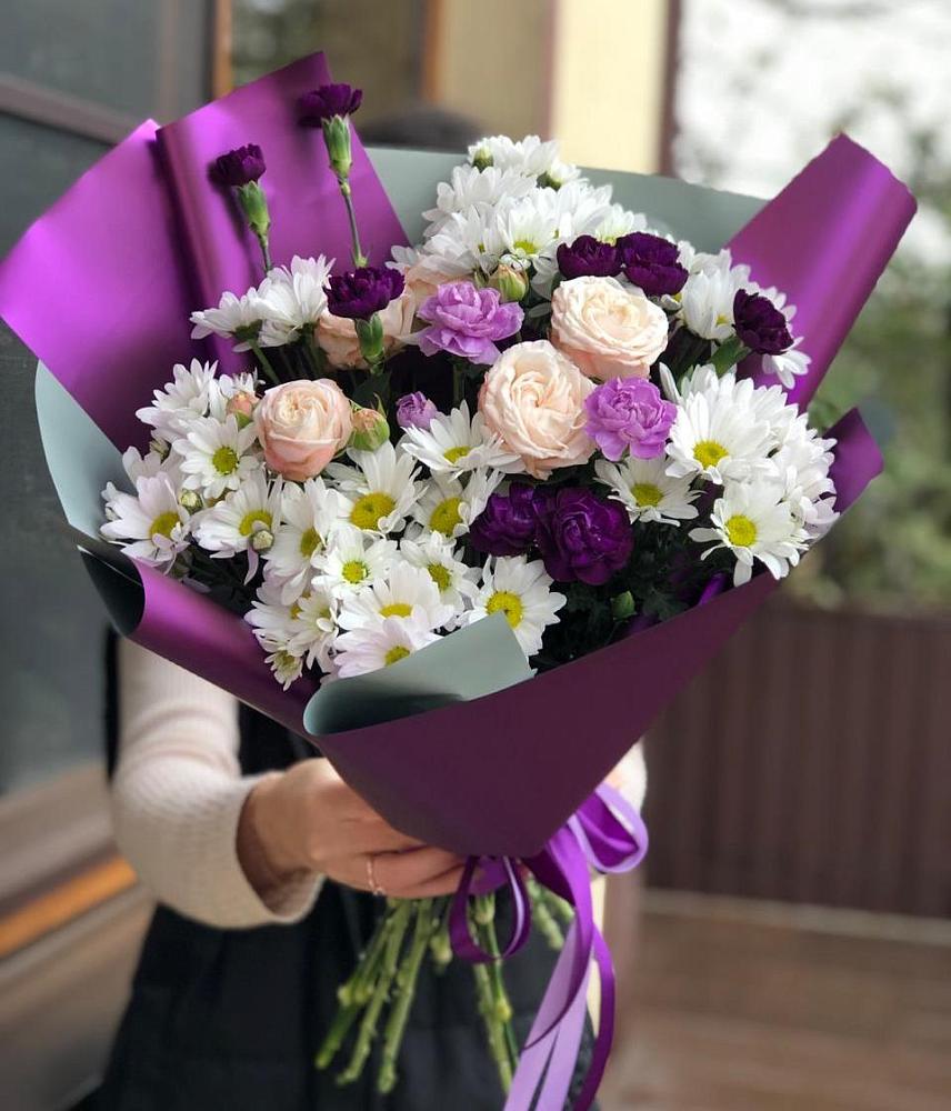 Букет цветов из: Хризантемы, Гвоздики и Розы в Котласе