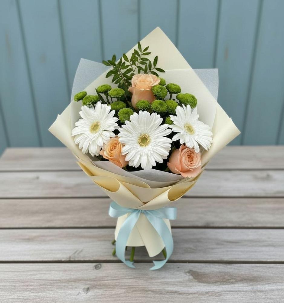Букет цветов из: Герберы, Розы и Хризантемы в Котласе