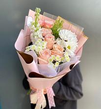 Букет цветов из:  Хризантемы и Розы в Котласе