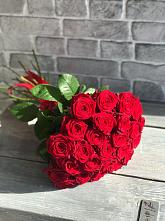 Красные розы Фридом в Котласе Букет Красные розы Фридом в Котласе