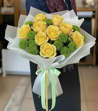 Букет цветов из:  Хризантемы и Розы в Котласе