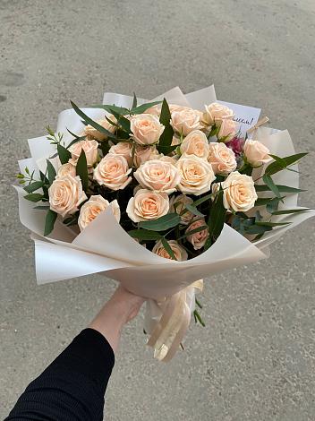 Букет Кремовые розы Латте в Котласе