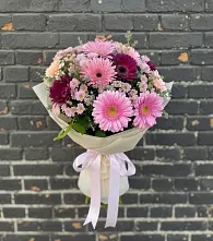 Букет цветов из:  Герберы и Хризантемы в Котласе
