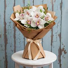 Букет цветов из:  Орхидеи и Розы в Котласе